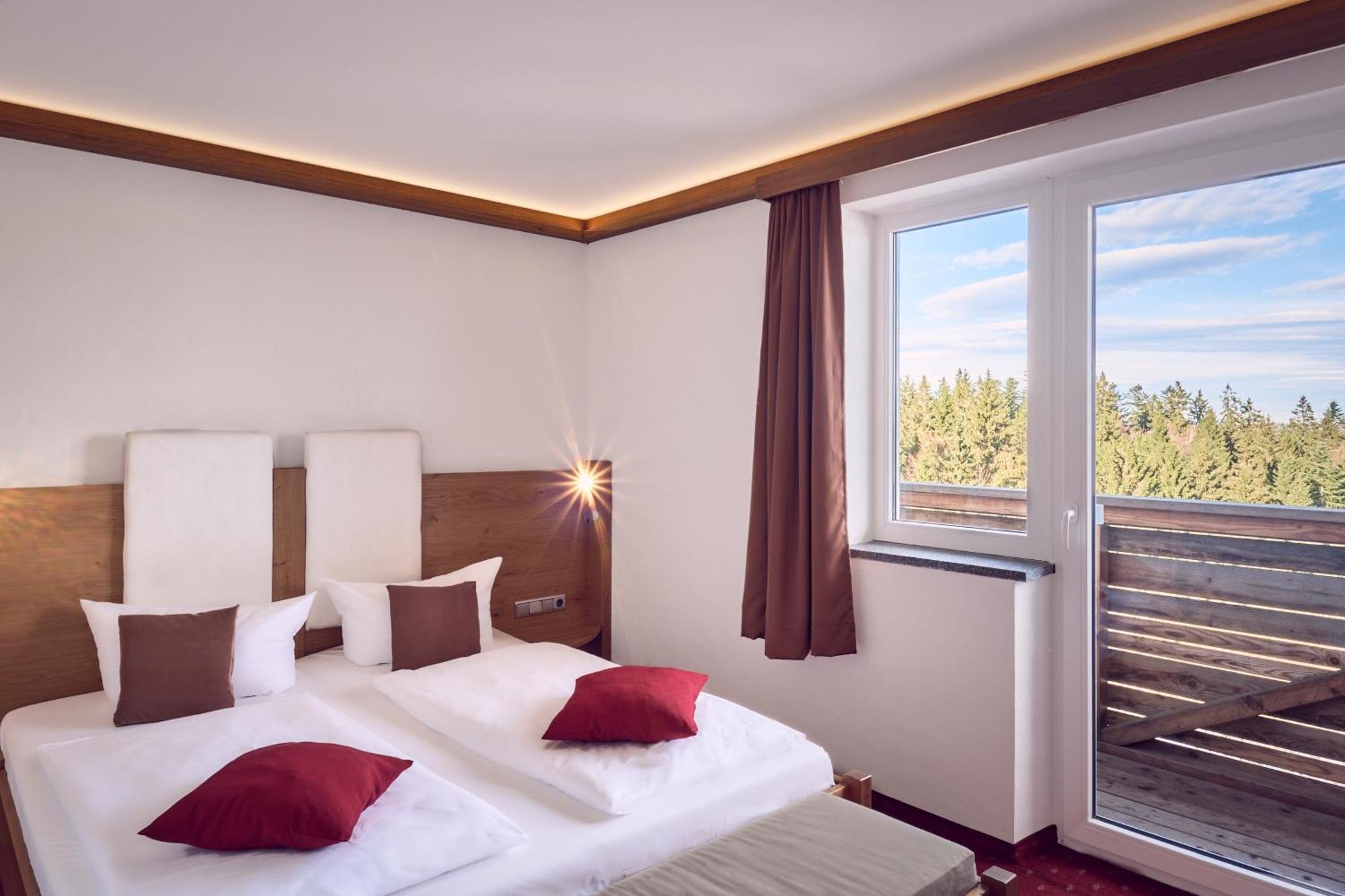 Hunderesort Waldeck - 4 Sterne Urlaub Mit Hund ฟิลิปป์ซรอยท์ ภายนอก รูปภาพ