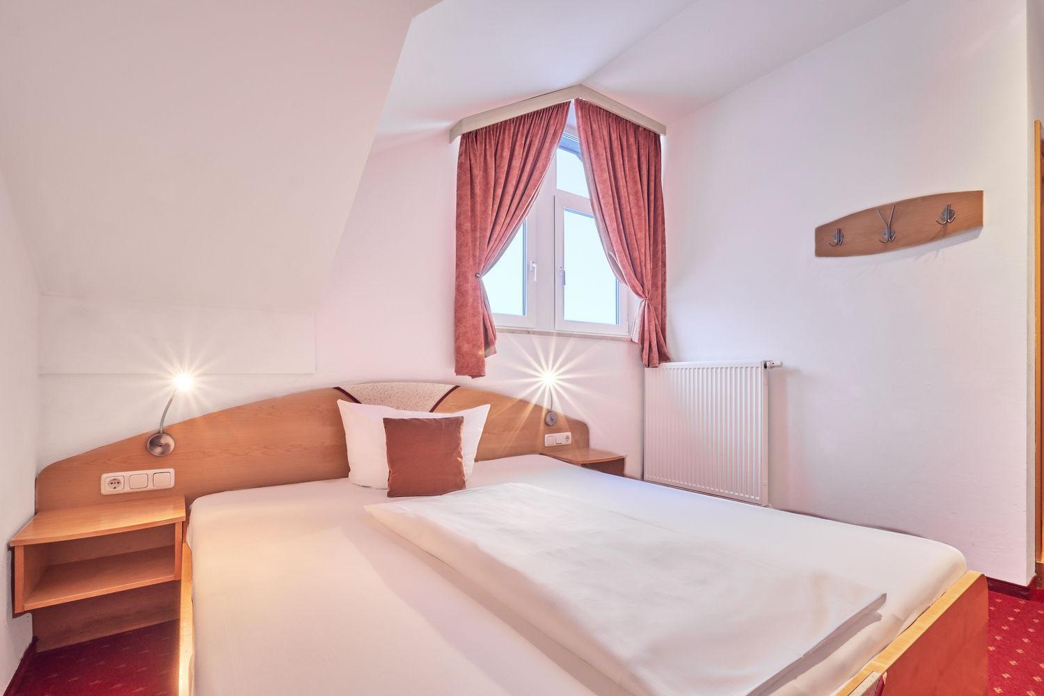 Hunderesort Waldeck - 4 Sterne Urlaub Mit Hund ฟิลิปป์ซรอยท์ ภายนอก รูปภาพ